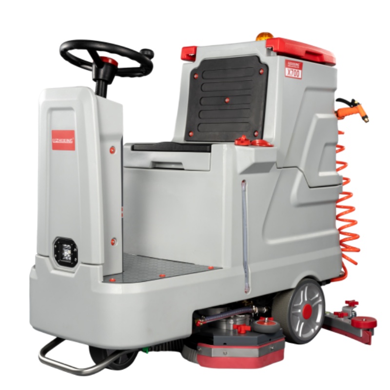 济宁坦洁全自动驾驶式洗地机X700
